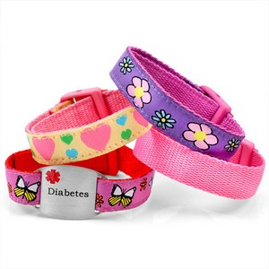 Girls Sports Strap Set with Diabetes Tag
